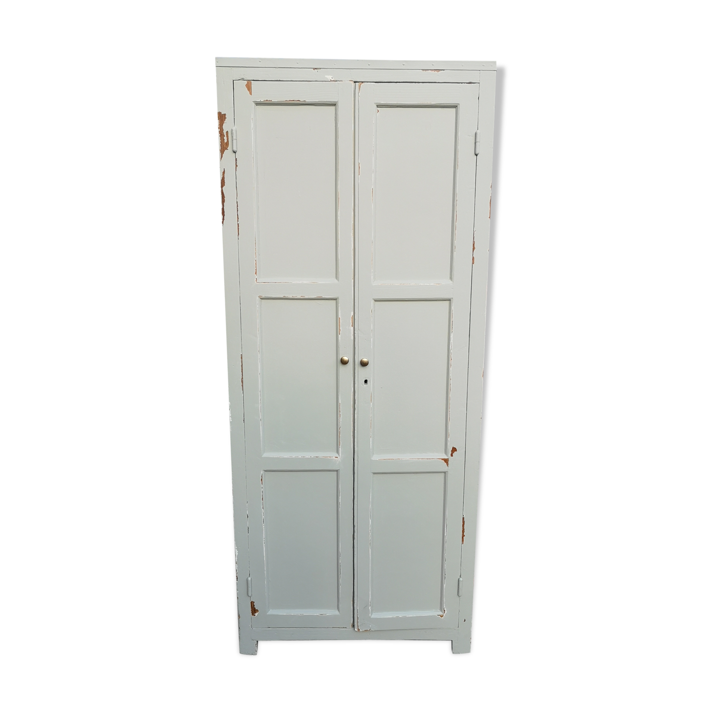 Armoire parisienne