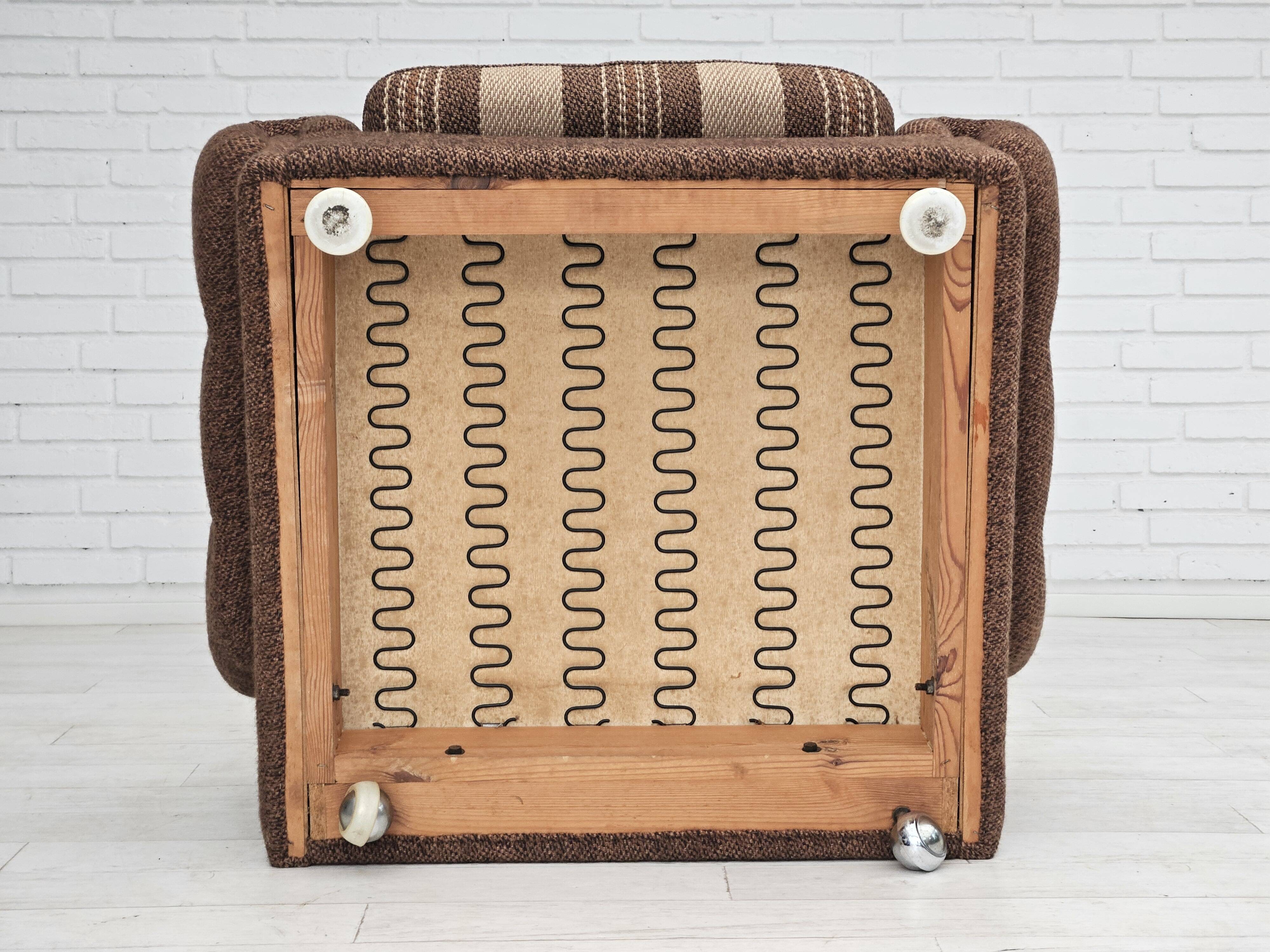 Fauteuil relax danois, revêtement en laine d'origine, années 70