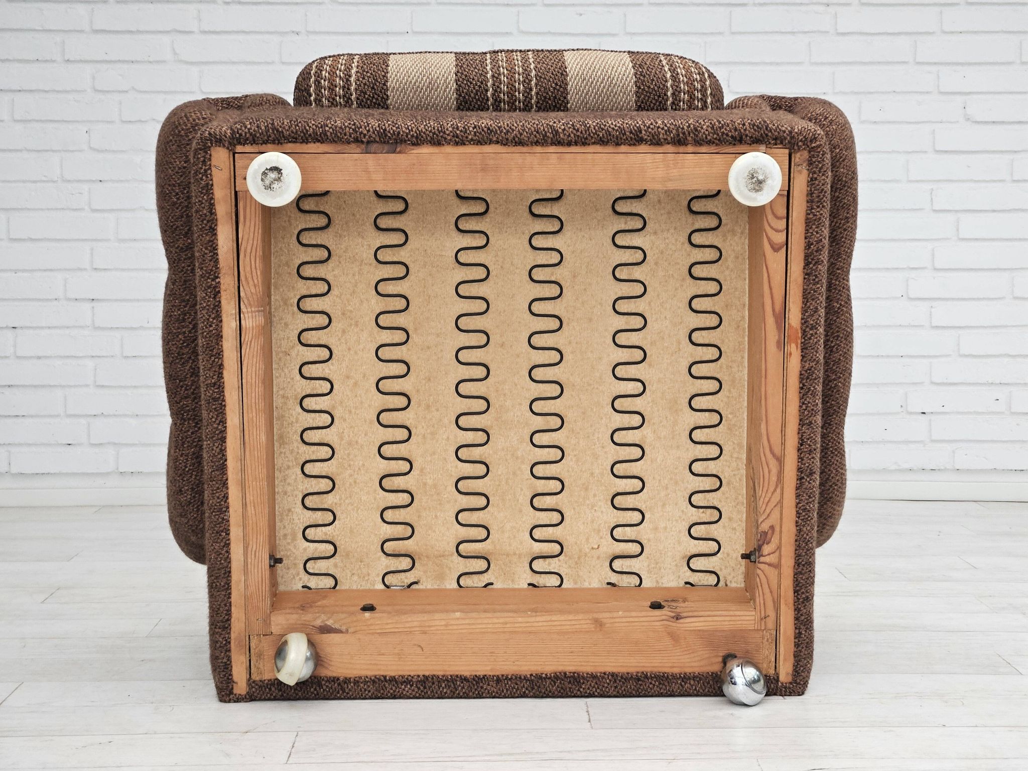 Fauteuil relax danois, revêtement en laine d'origine, années 70