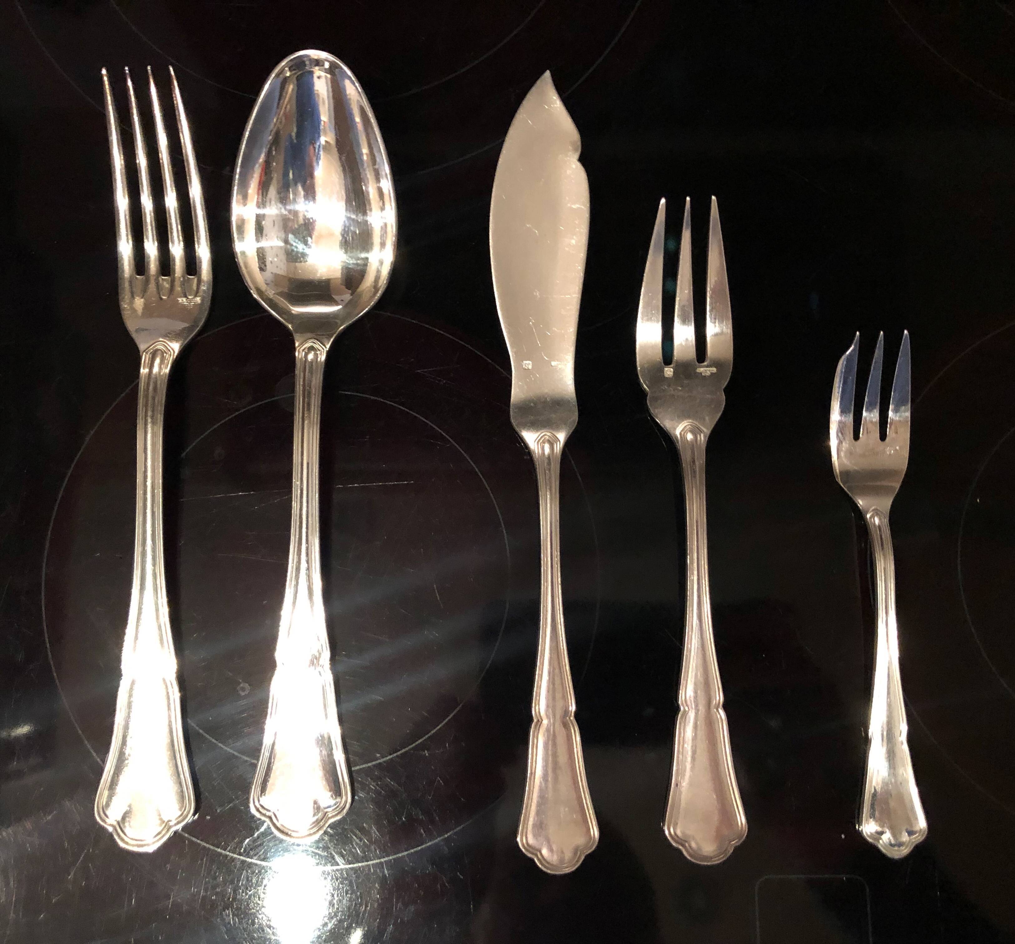 Housewife Ercuis in silver metal model with trilobed net 66 pieces