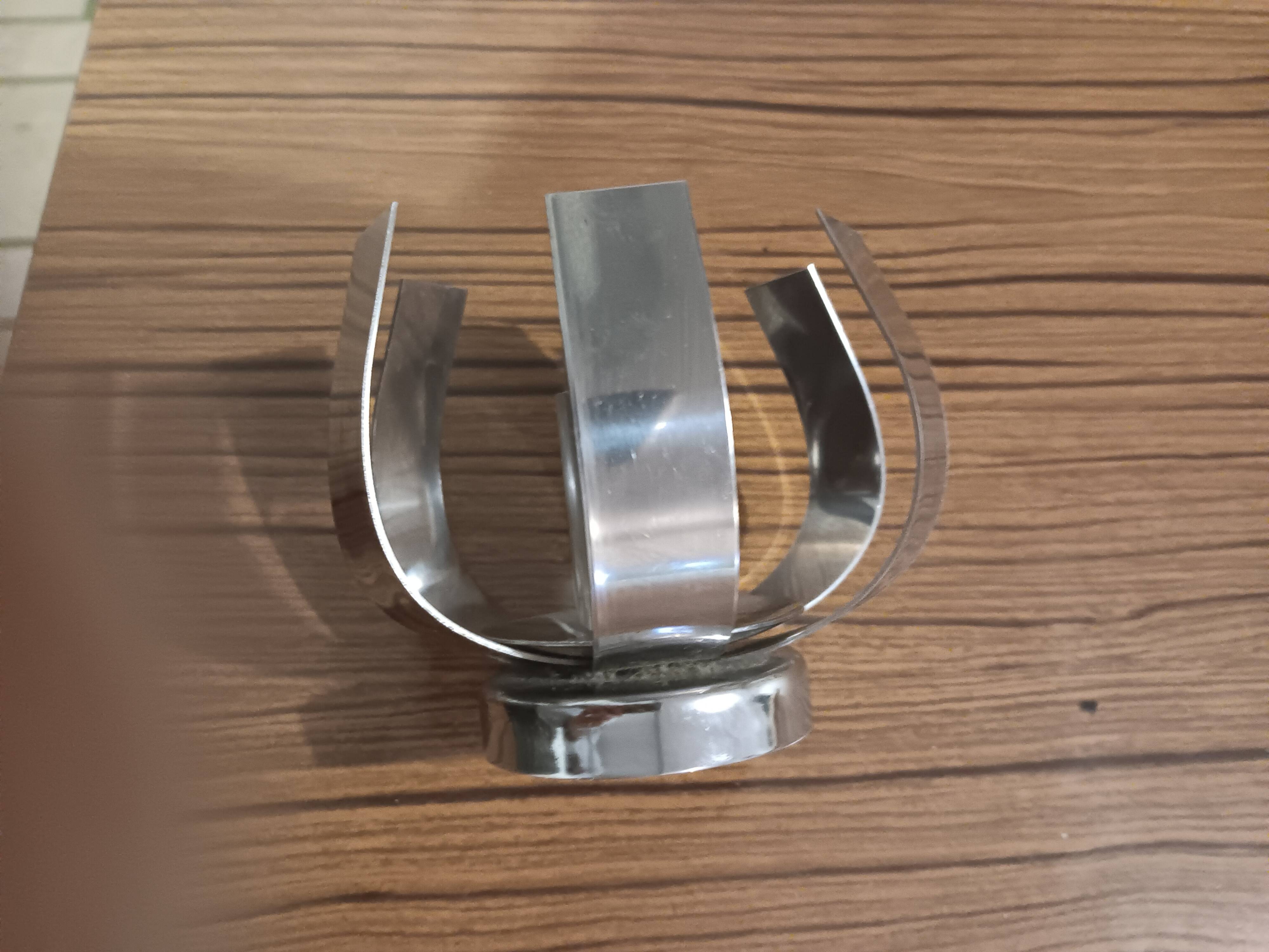 Space-age flower applique