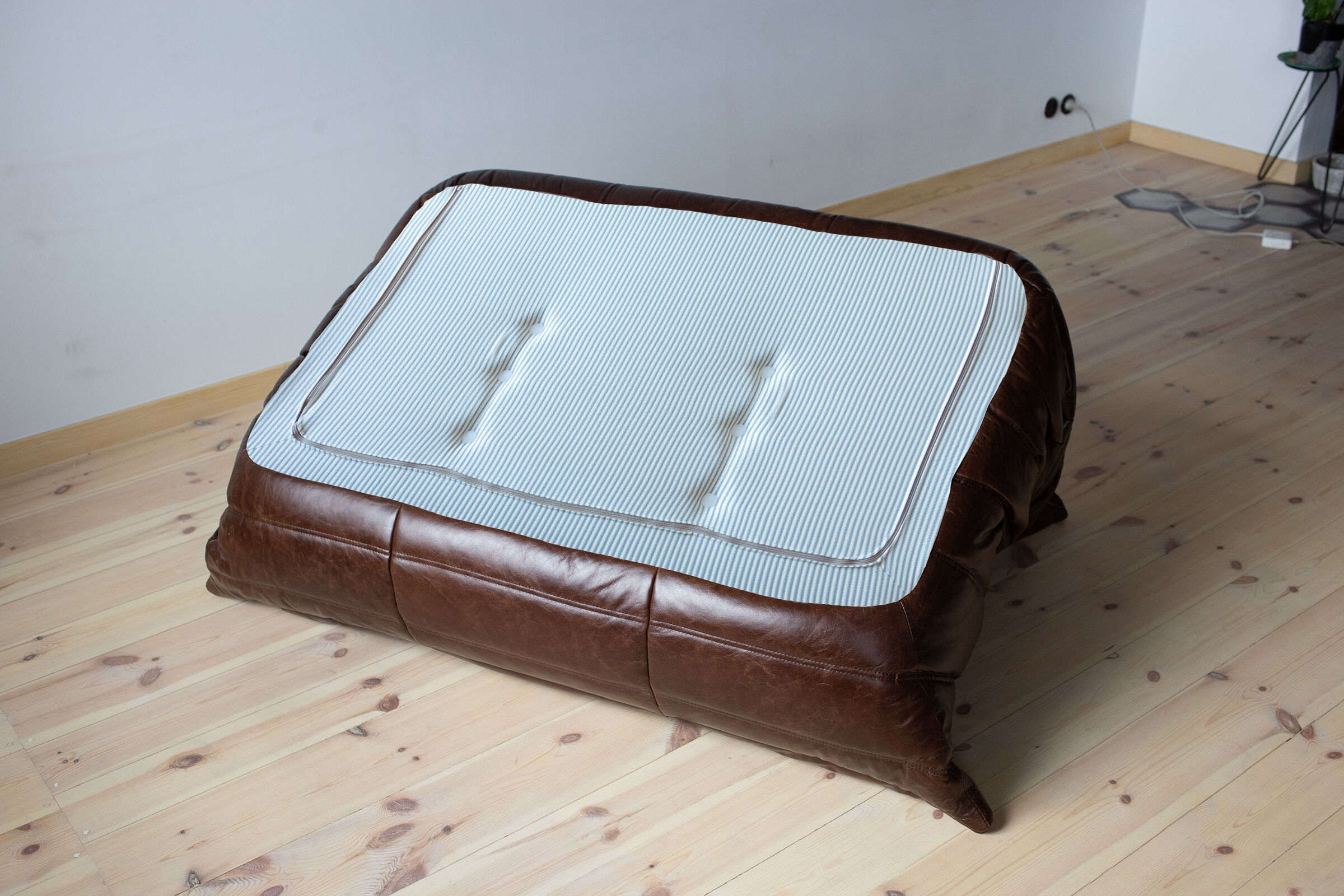 Set of 3 brown leather Togo sofas designed by Michel Ducaroy 1973