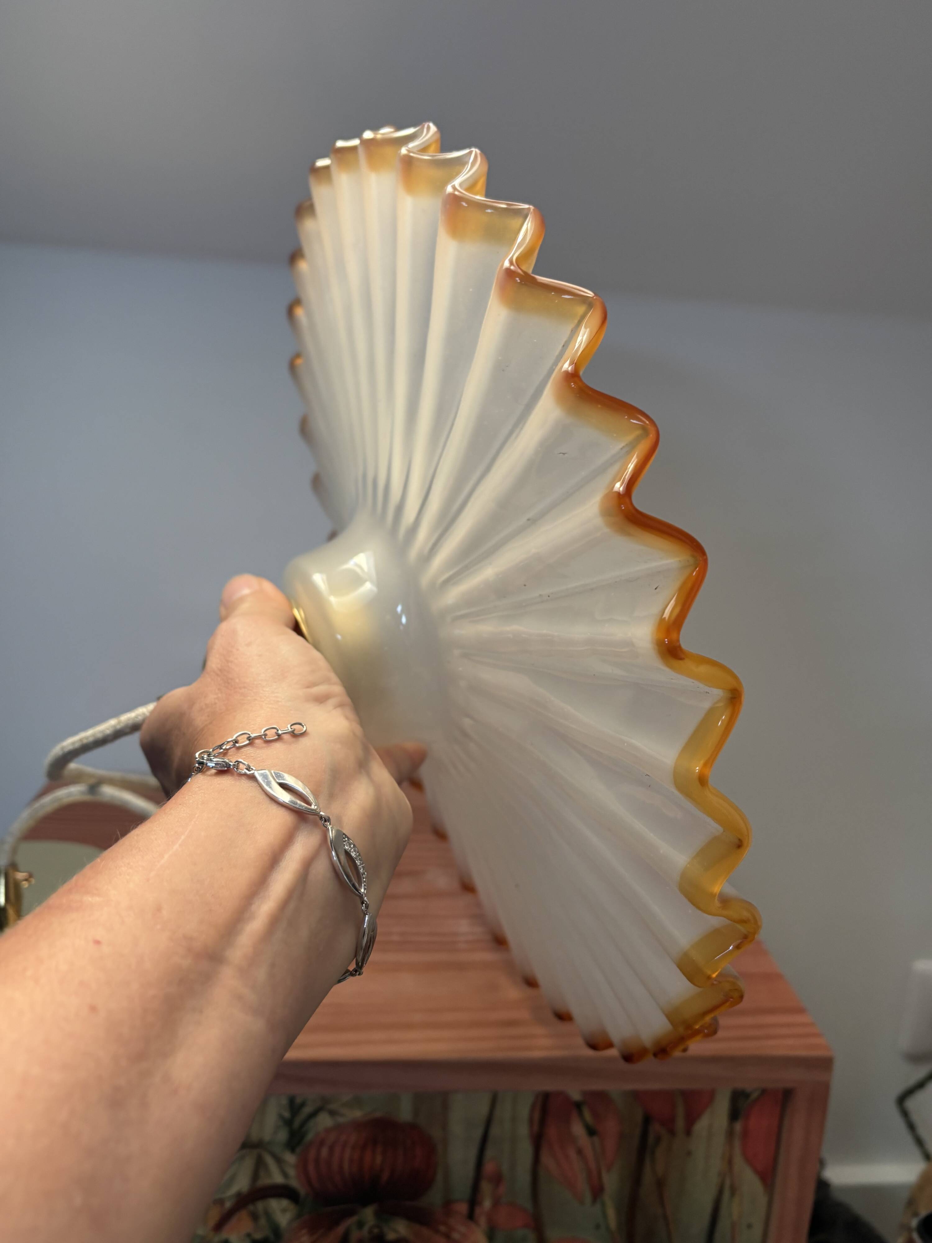 Vintage serrated pendant light