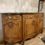 Buffet Louis XV en merisier – 4 portes, dessus marbre vert des Alpes