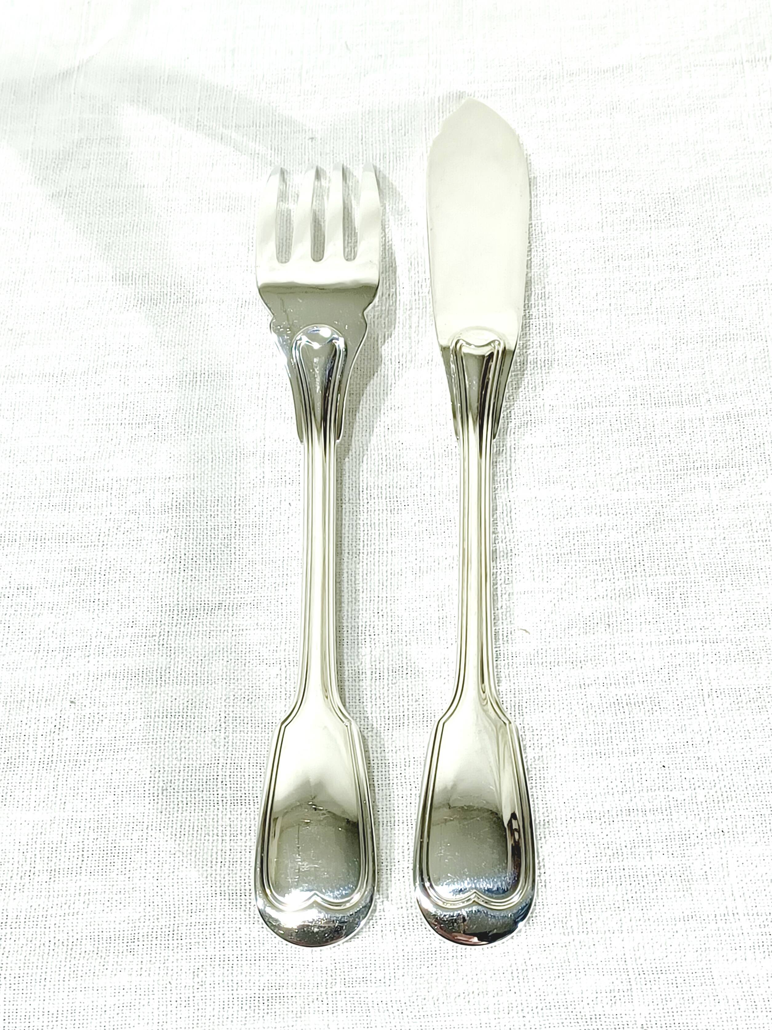 Christofle – 12-piece silver-plated fish cutlery set, Chinon model