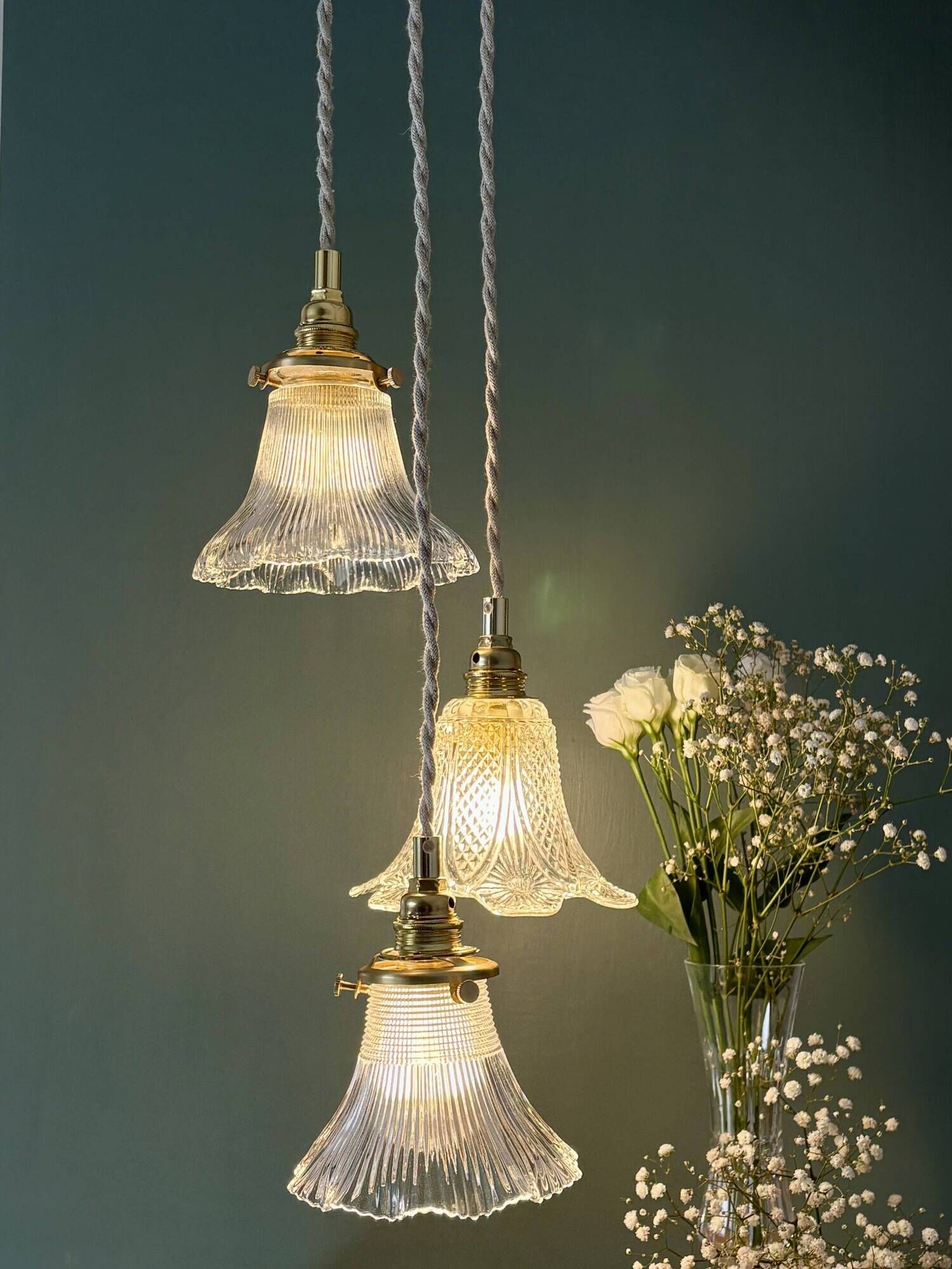 Vintage triple tulip pendant light in chiseled glass and holophane