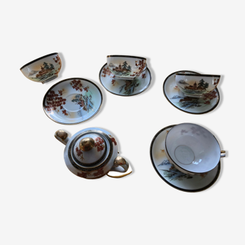 Tea cups and sugar bowl Chinese porcelain (Kutani)