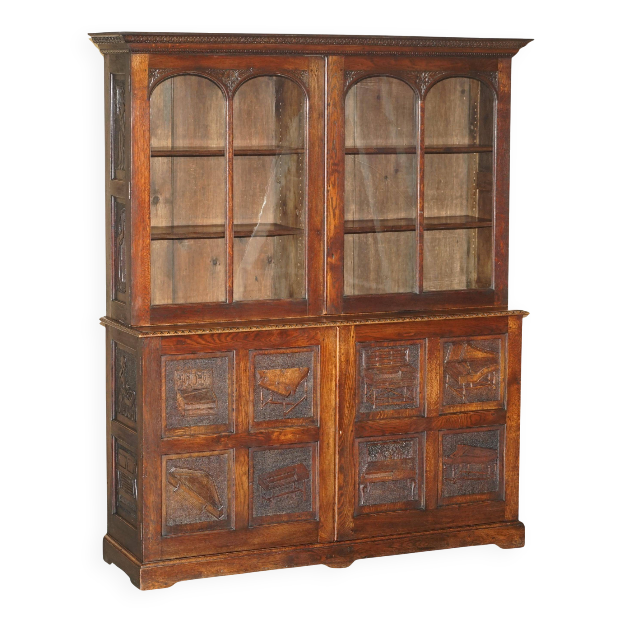 Sculpted Library of the Bate Collection
