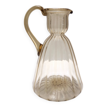 Vase, pichet en verre jaune dans le goût de Vittorio Zecchin, Italie