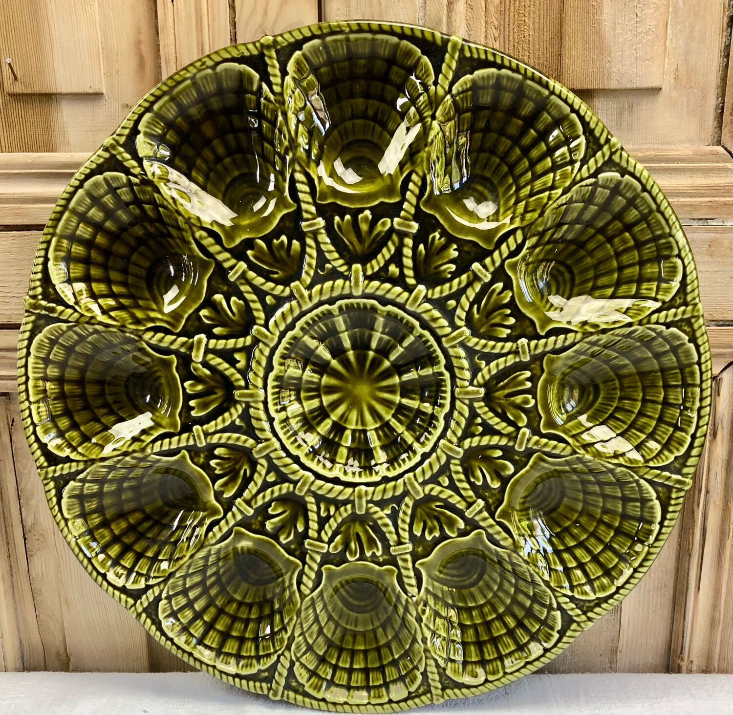 Oyster dish barbotine Sarreguemines