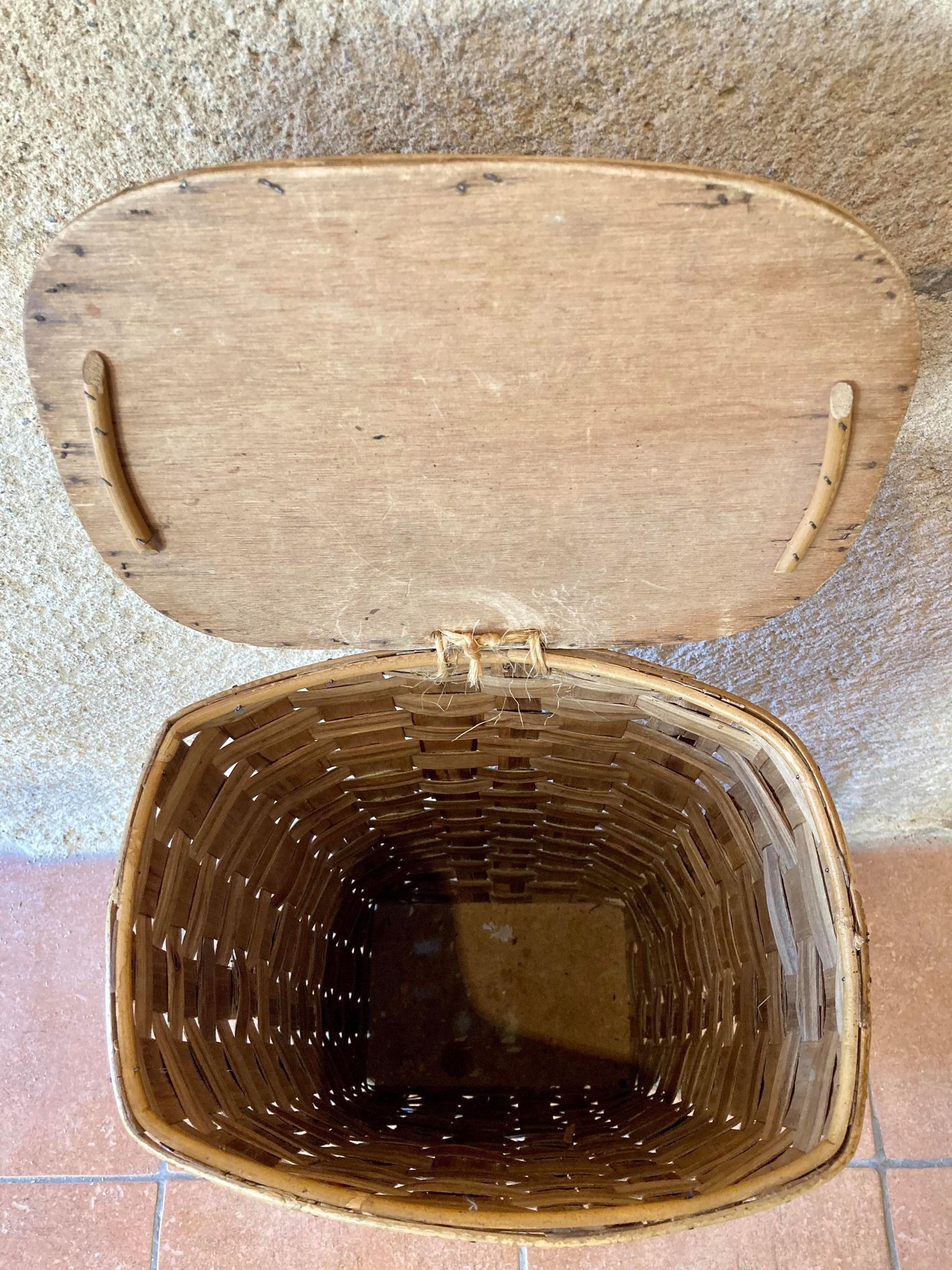 Chestnut bread hutch