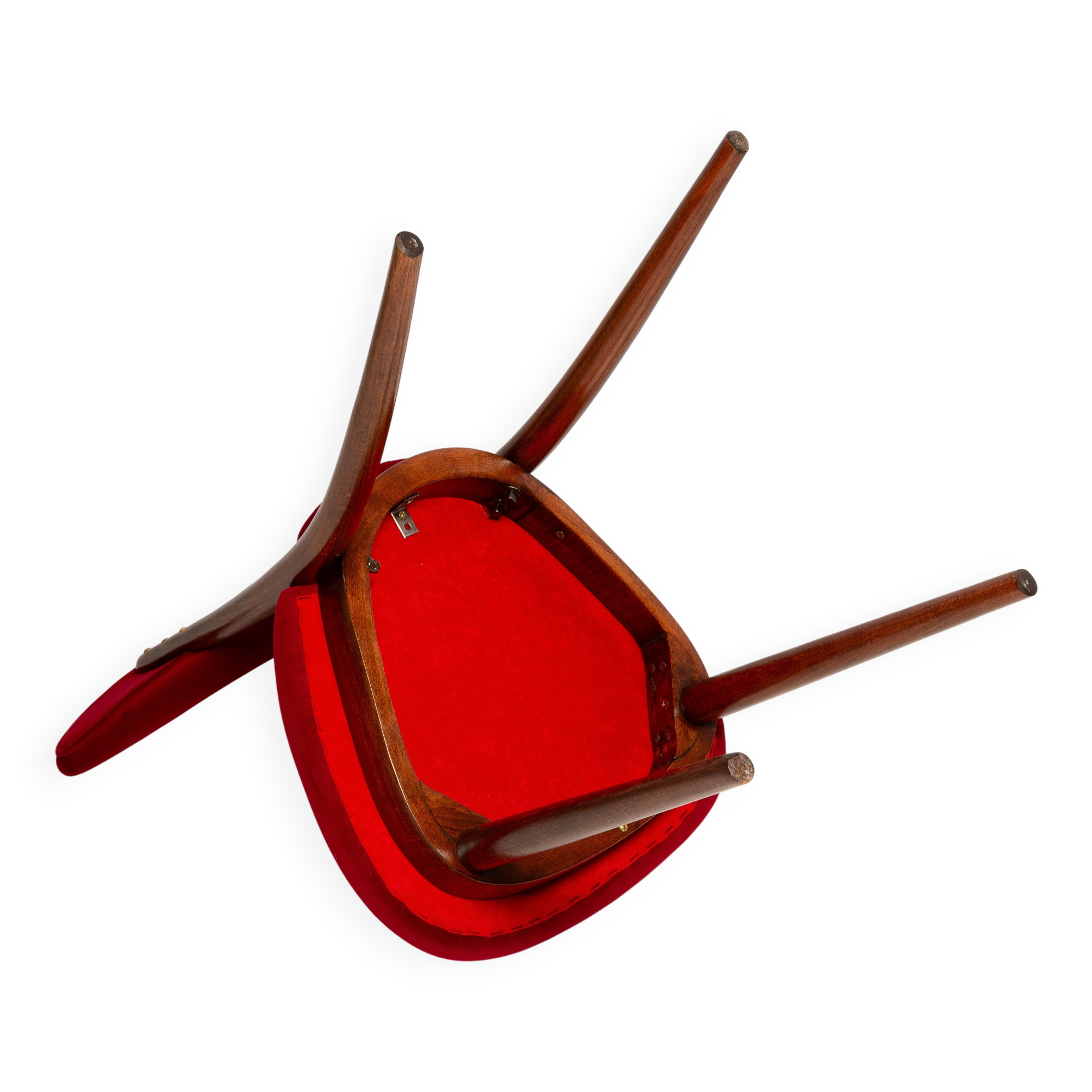 Heart-shaped chair in red velvet and beech wood, Poland, 1960s