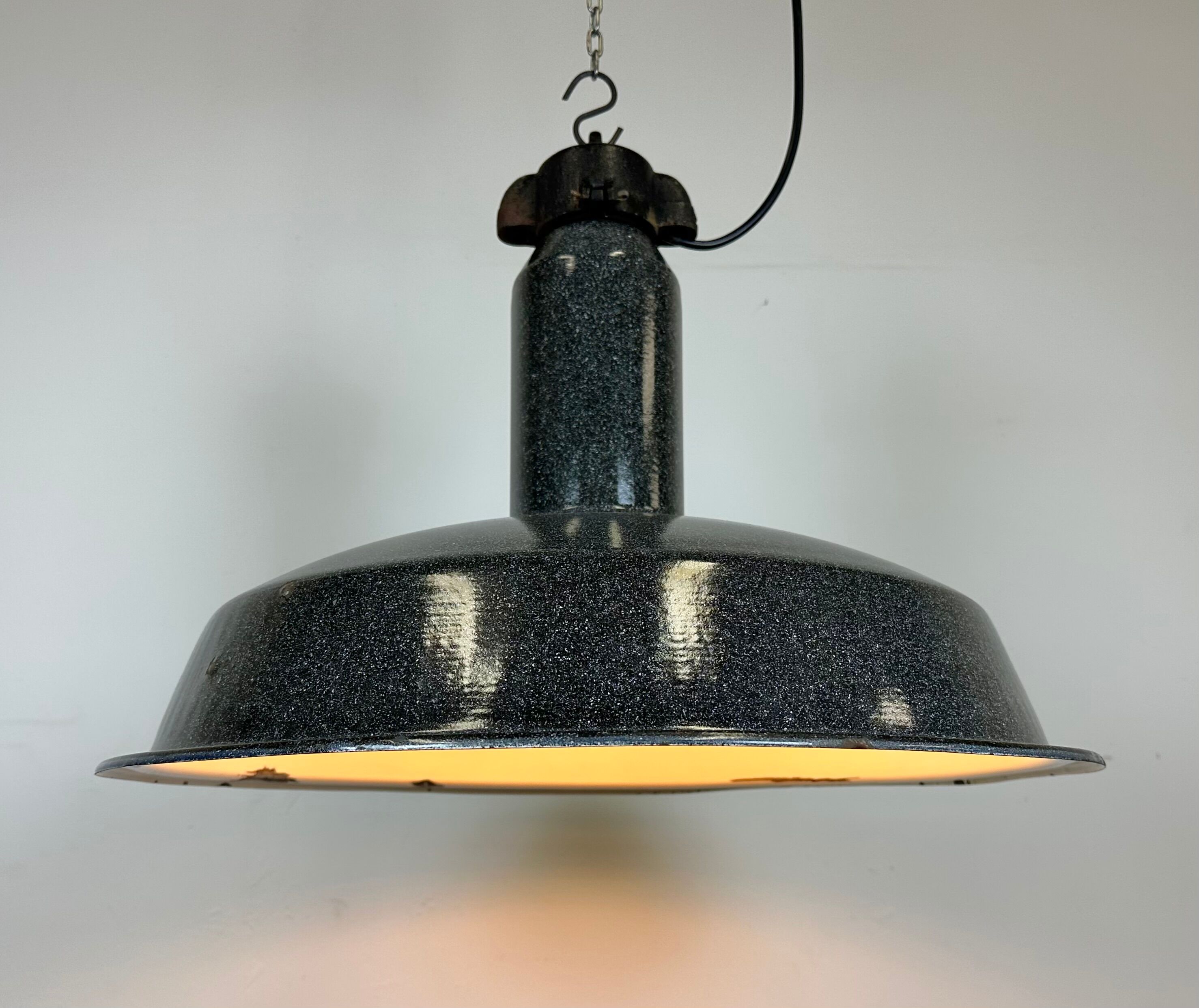 Large Industrial Grey Enamel Factory Lamp with Cast Iron Top, 1960s