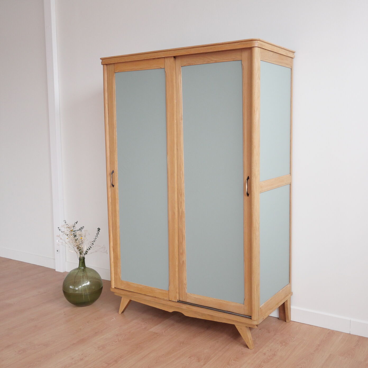 Vintage cabinet sliding doors