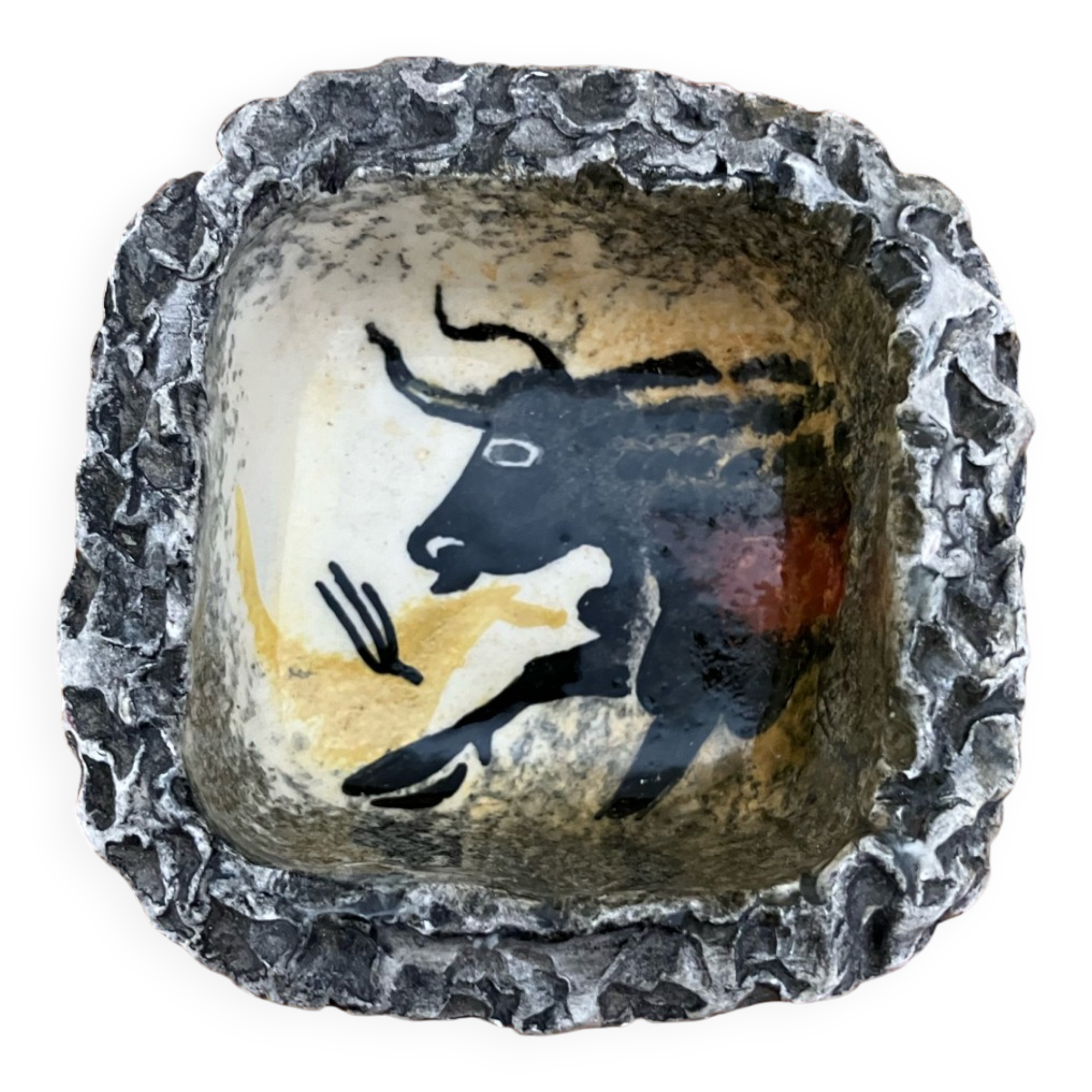 Ceramic bowl J.B. Sarlat — rock art bull decoration