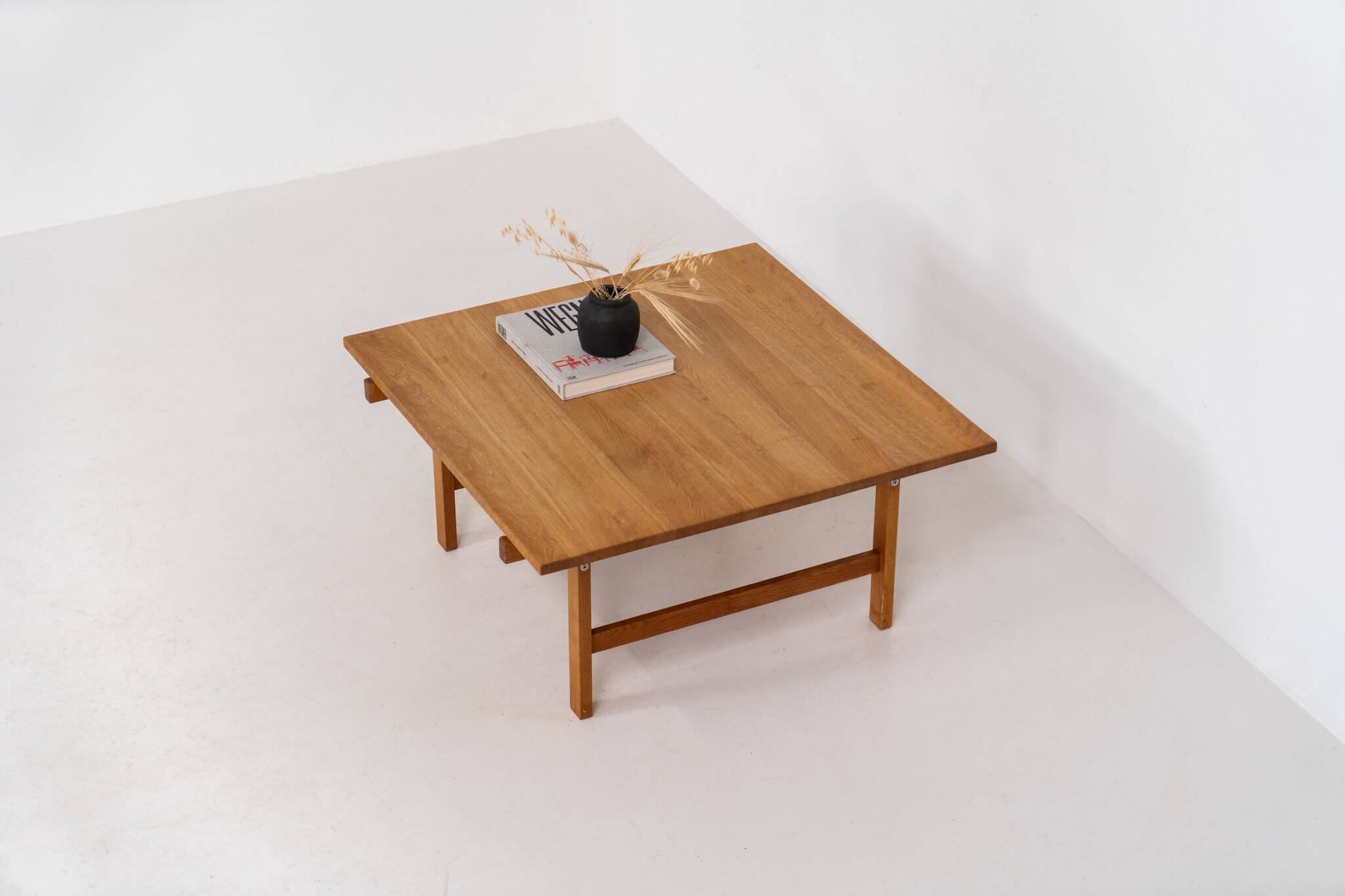 Table basse en chêne par Hans J. Wegner pour Andreas Tuck