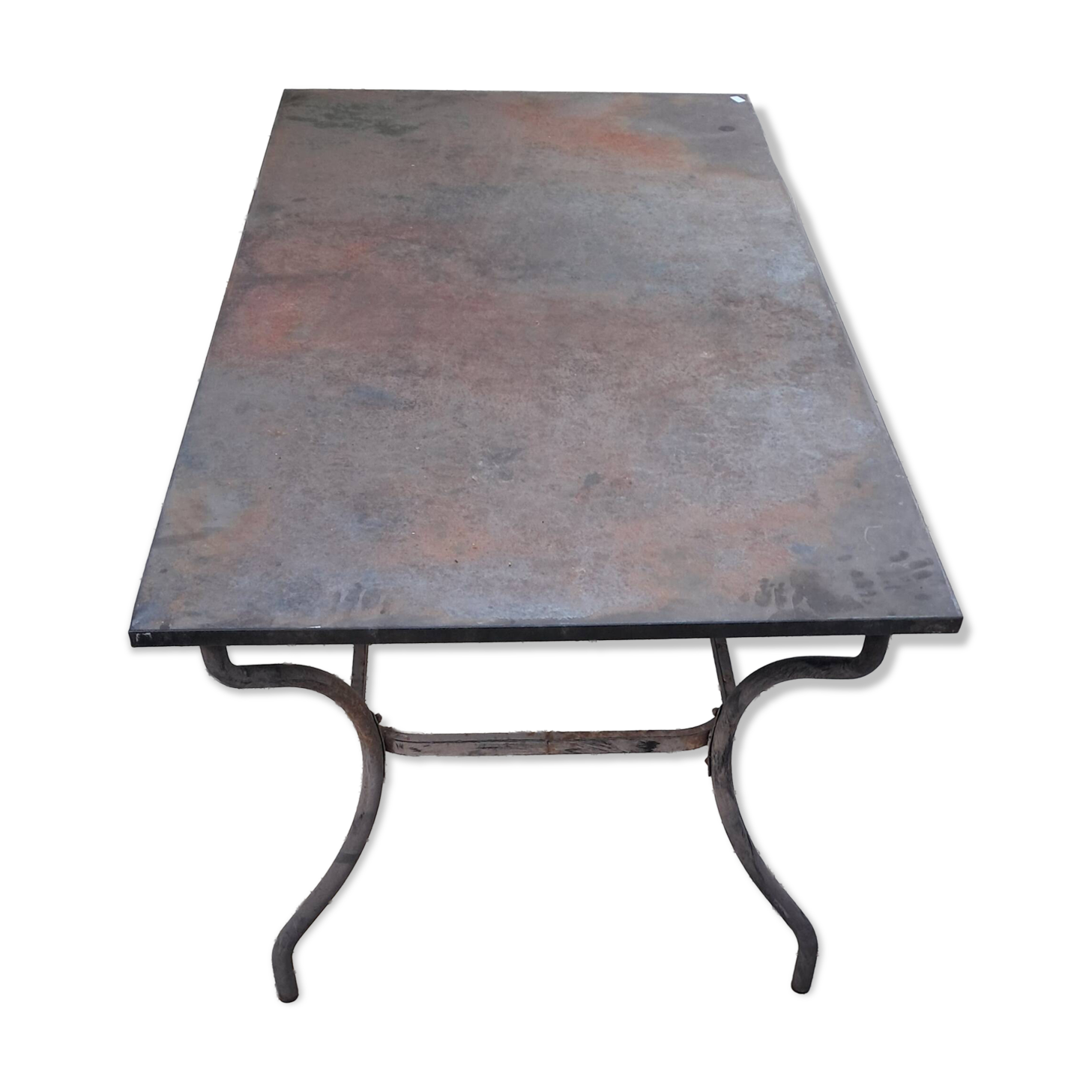 metal dining table