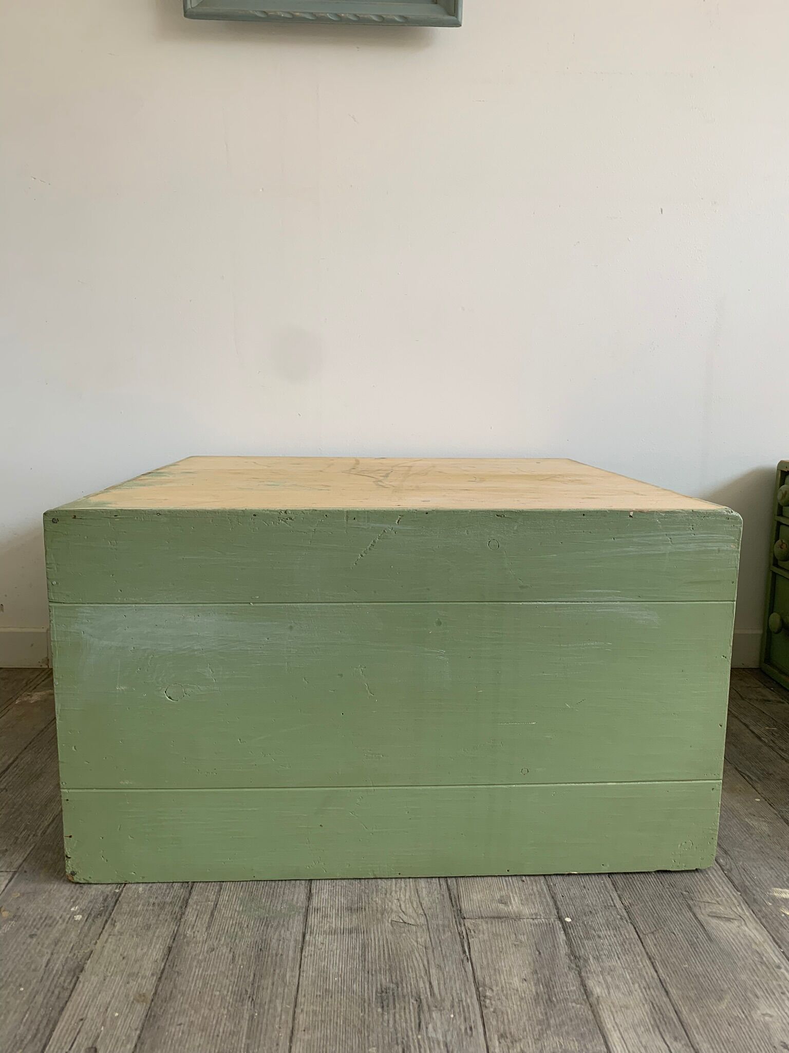 Petit meuble de métier