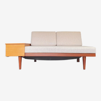 Norwegian teak daybed sofa, model Svanette design Ingmar Relling 1960s