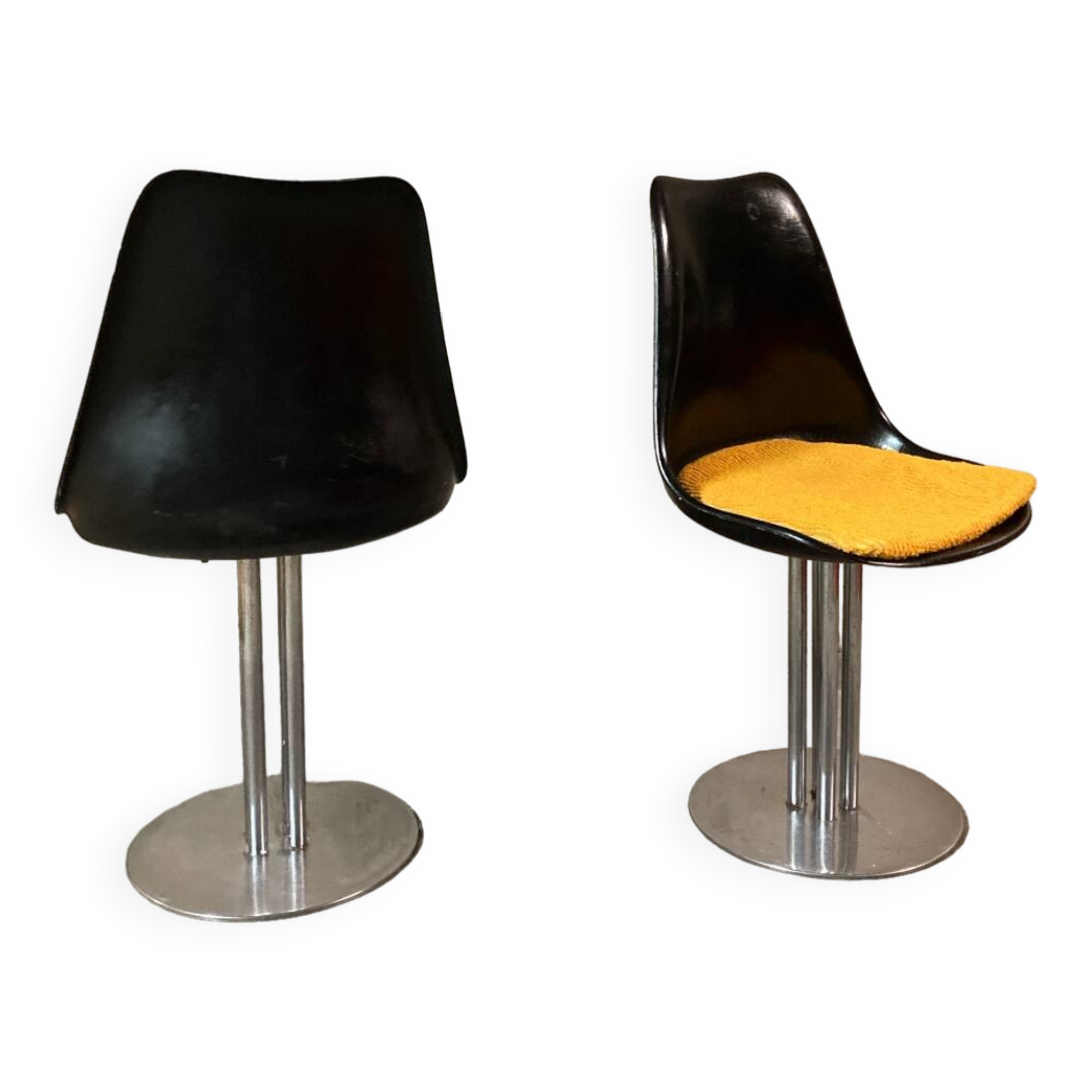 Set of black and yellow tulip chairs
