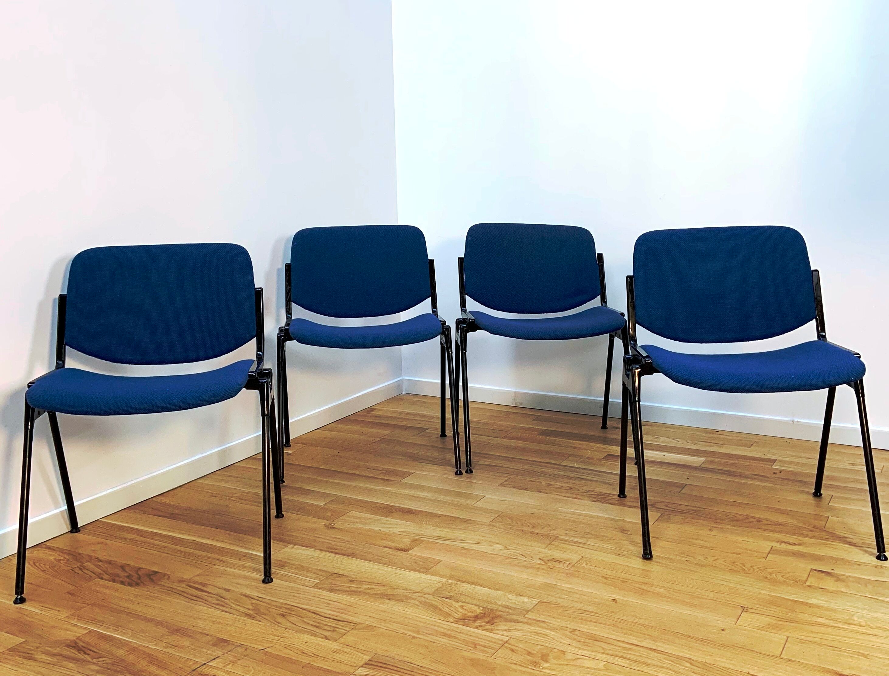 Chaise industrielles années 80