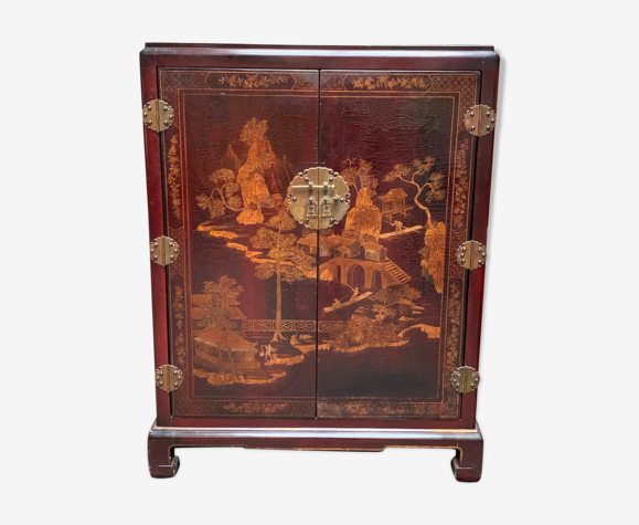 Armoire à chinoiseries