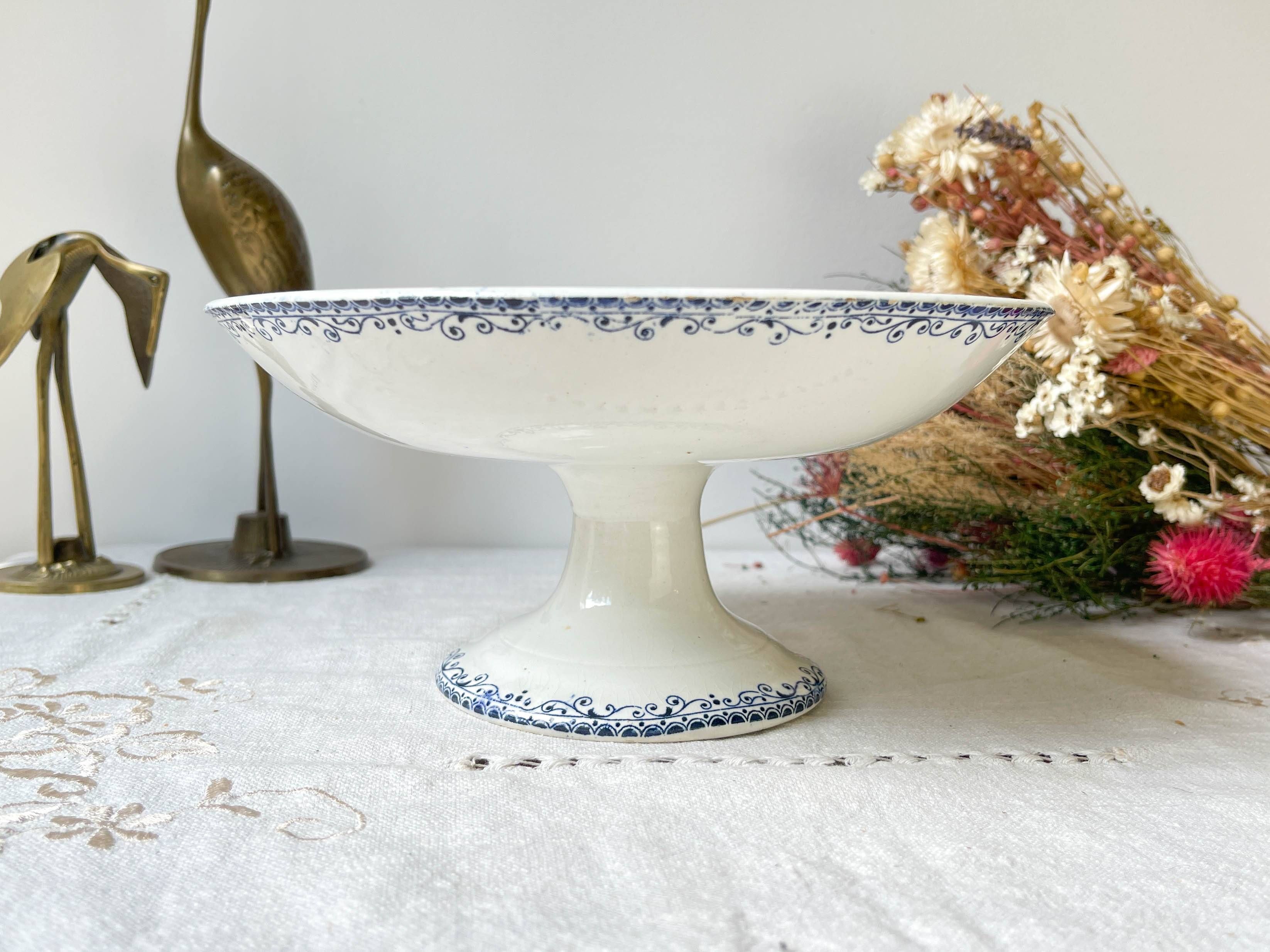 Vintage pedestal dish terre de fer hb&c balzac made in france