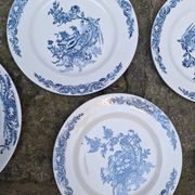 Service set in SG porcelain, Louis XV model.