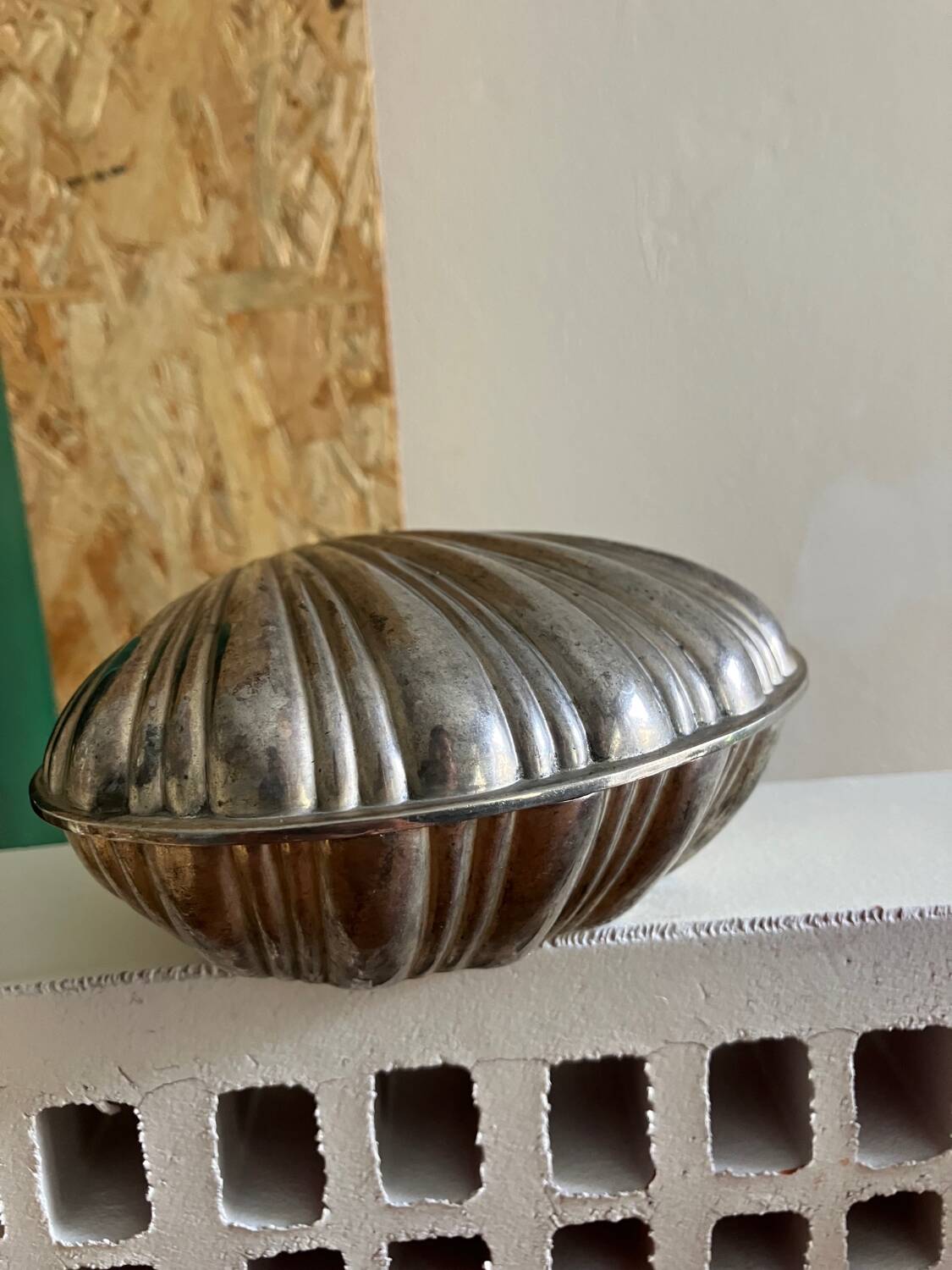 Shell jewelry box