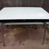 Table formica