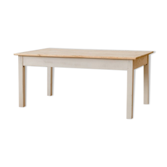 Farmhouse coffee table
