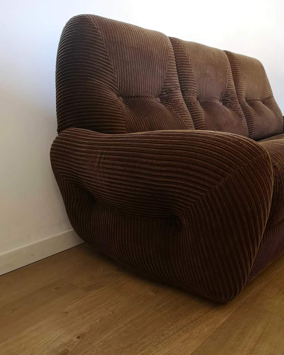 Sofa bed 70s in corduroy