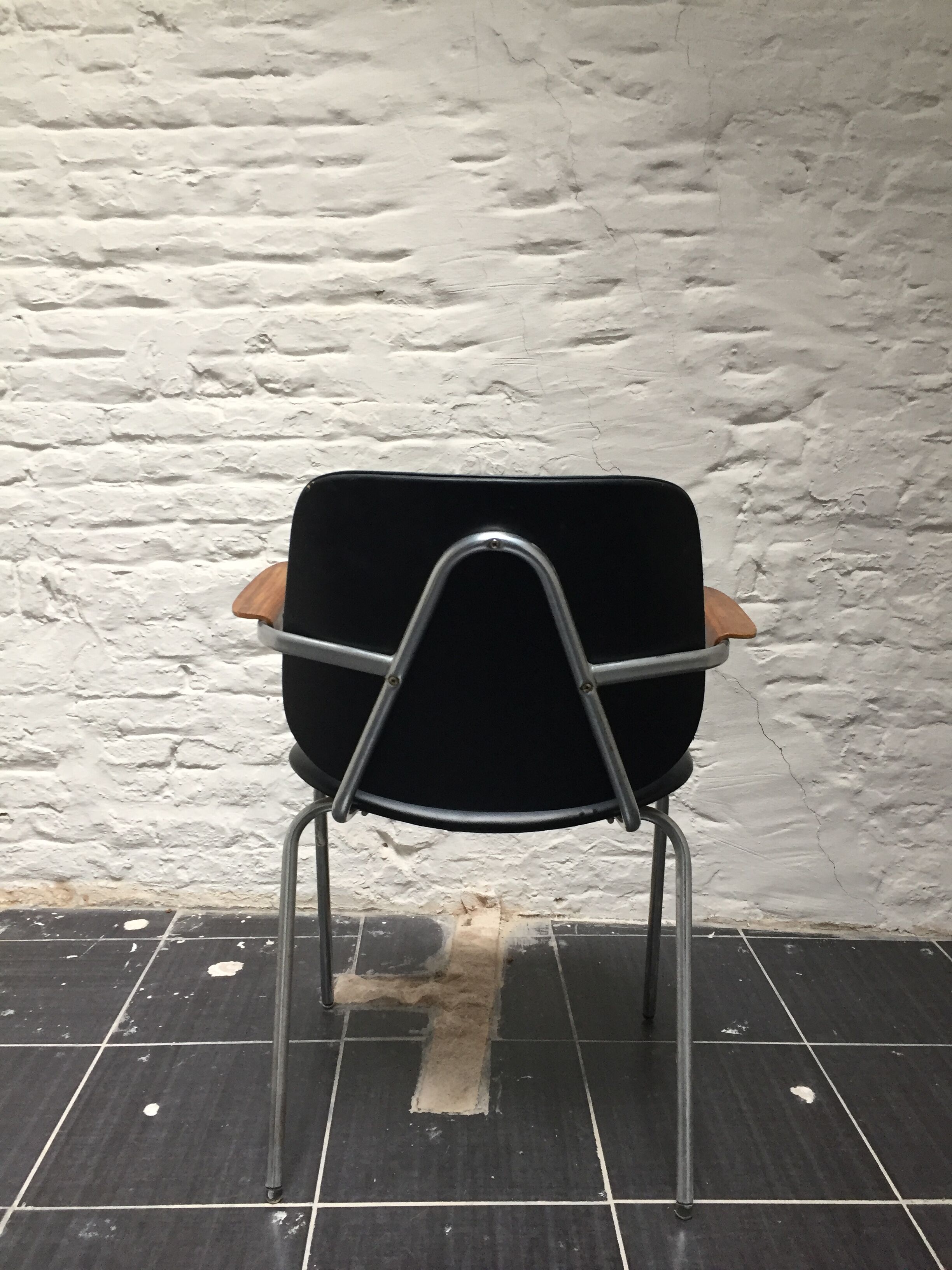 Kho Liang Li chair from the 1960s