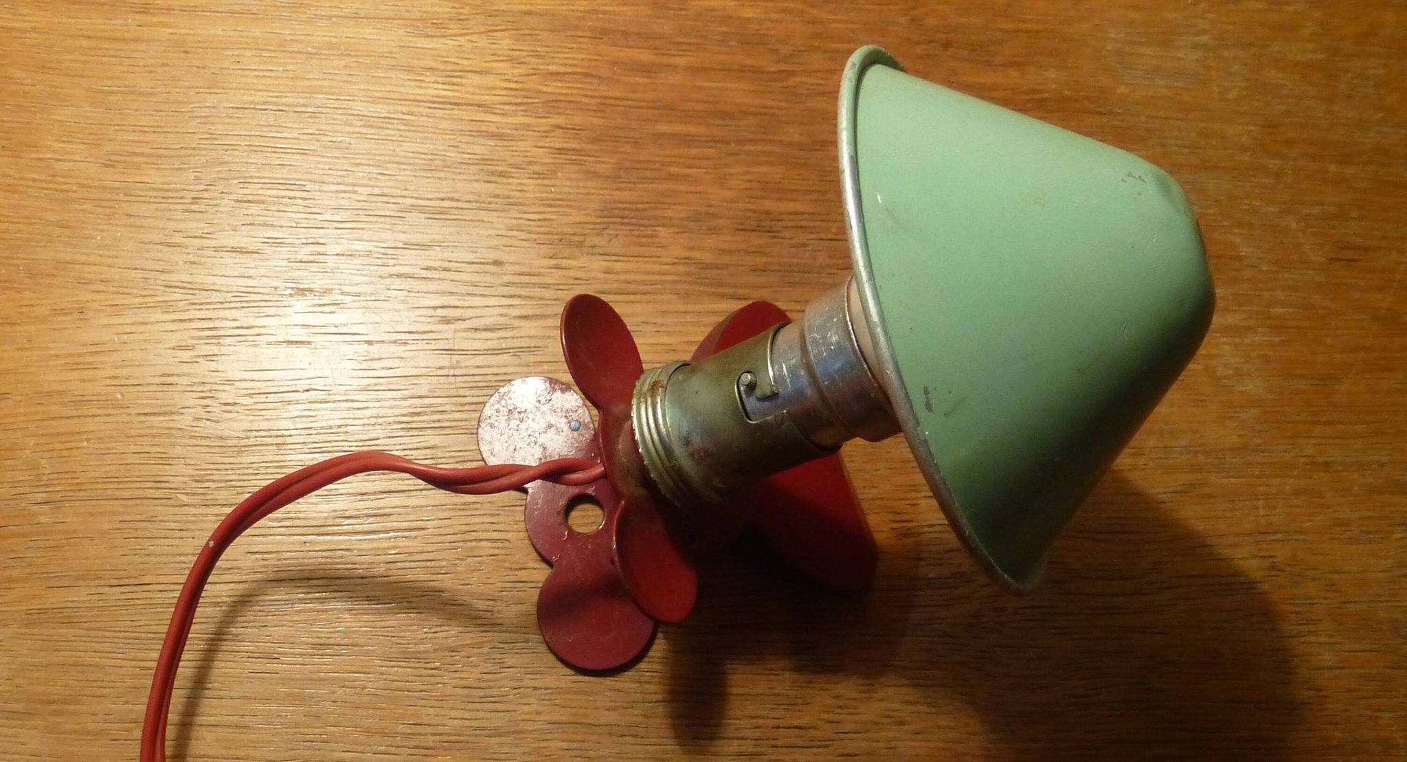 Metal "mushroom" spot clip lamp, 1950s