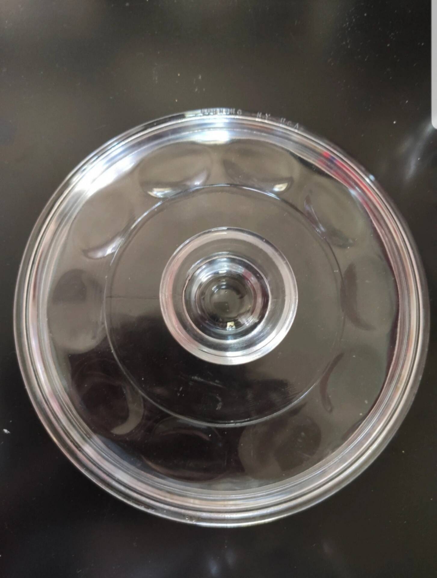 Glass salad bowl + lid