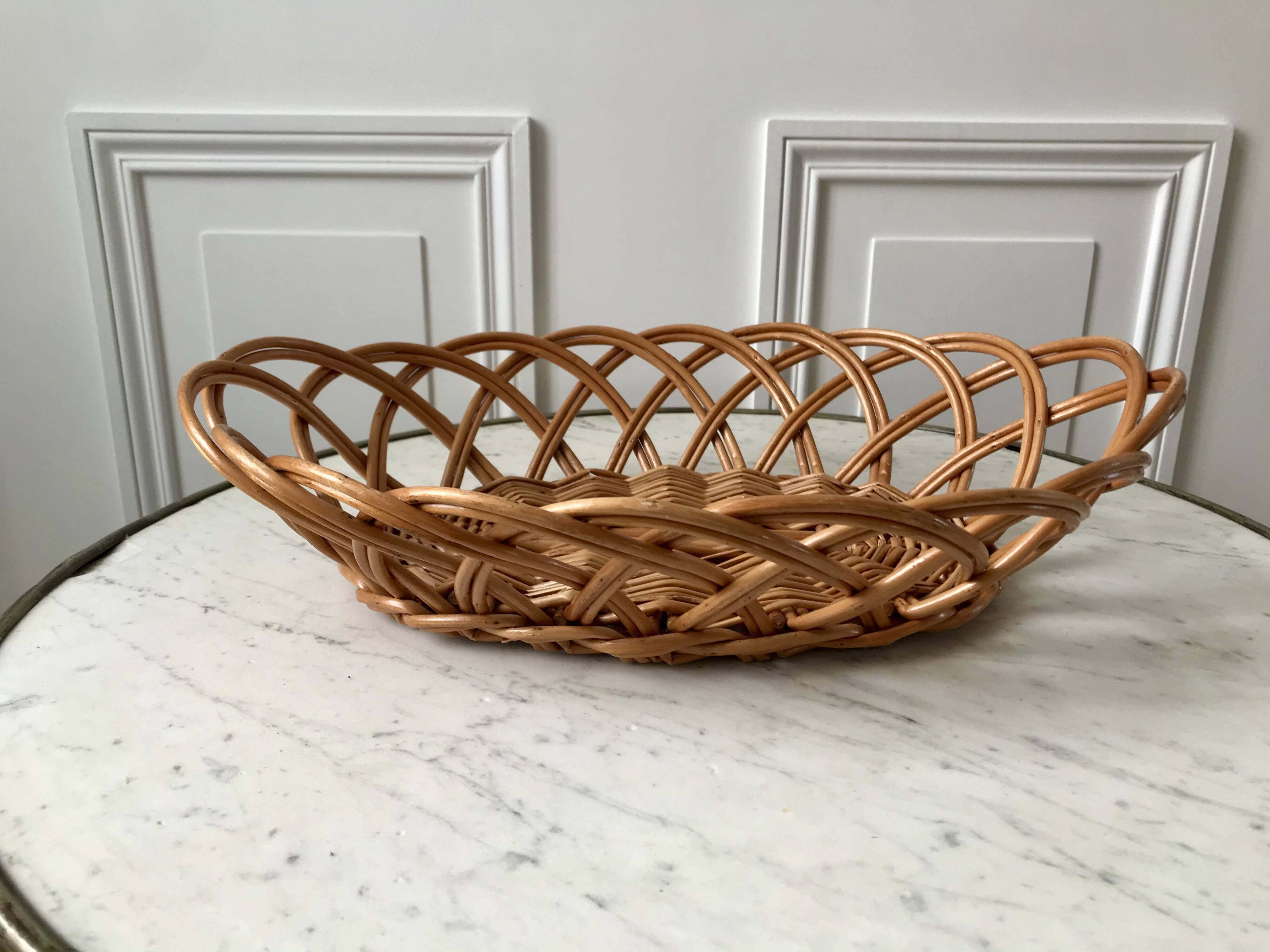 large oval rattan basket vintage 60s-70s