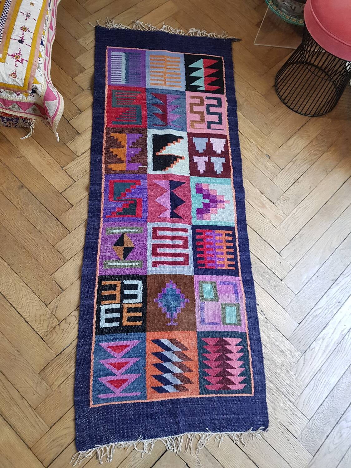 Petit tapis tissé ethnique péruvien