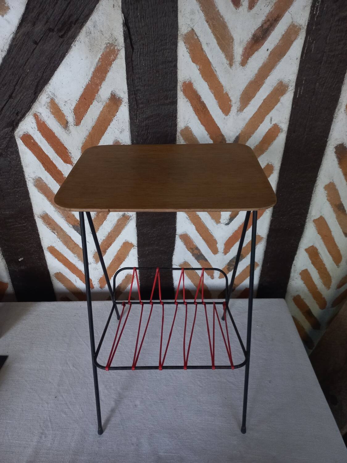 Magazine holder end table 1960