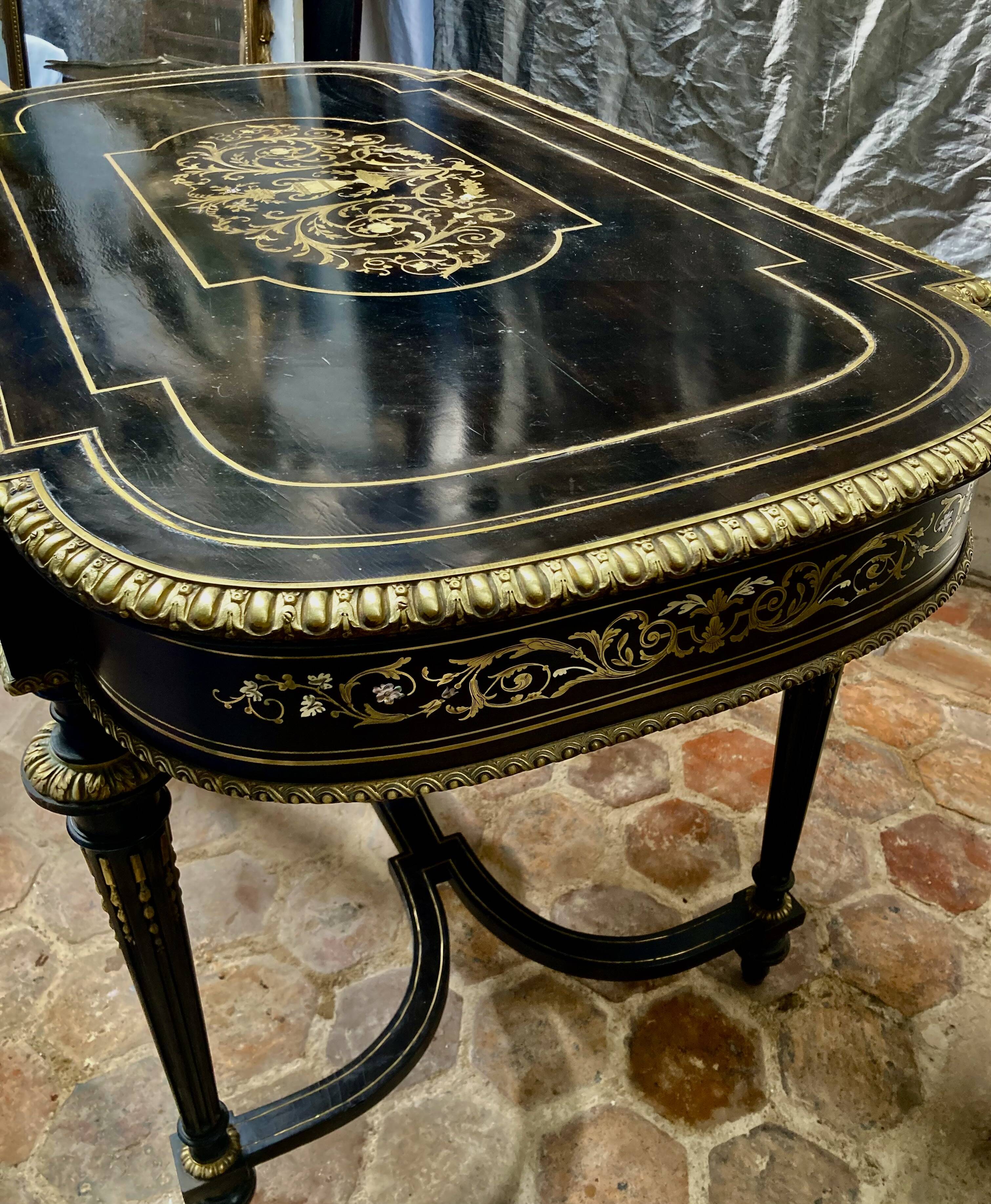 Napoleon III ceremonial table