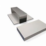 Minimalism / Coffee table / Model 261 Note / Piero Lissoni / Cassina / 2001