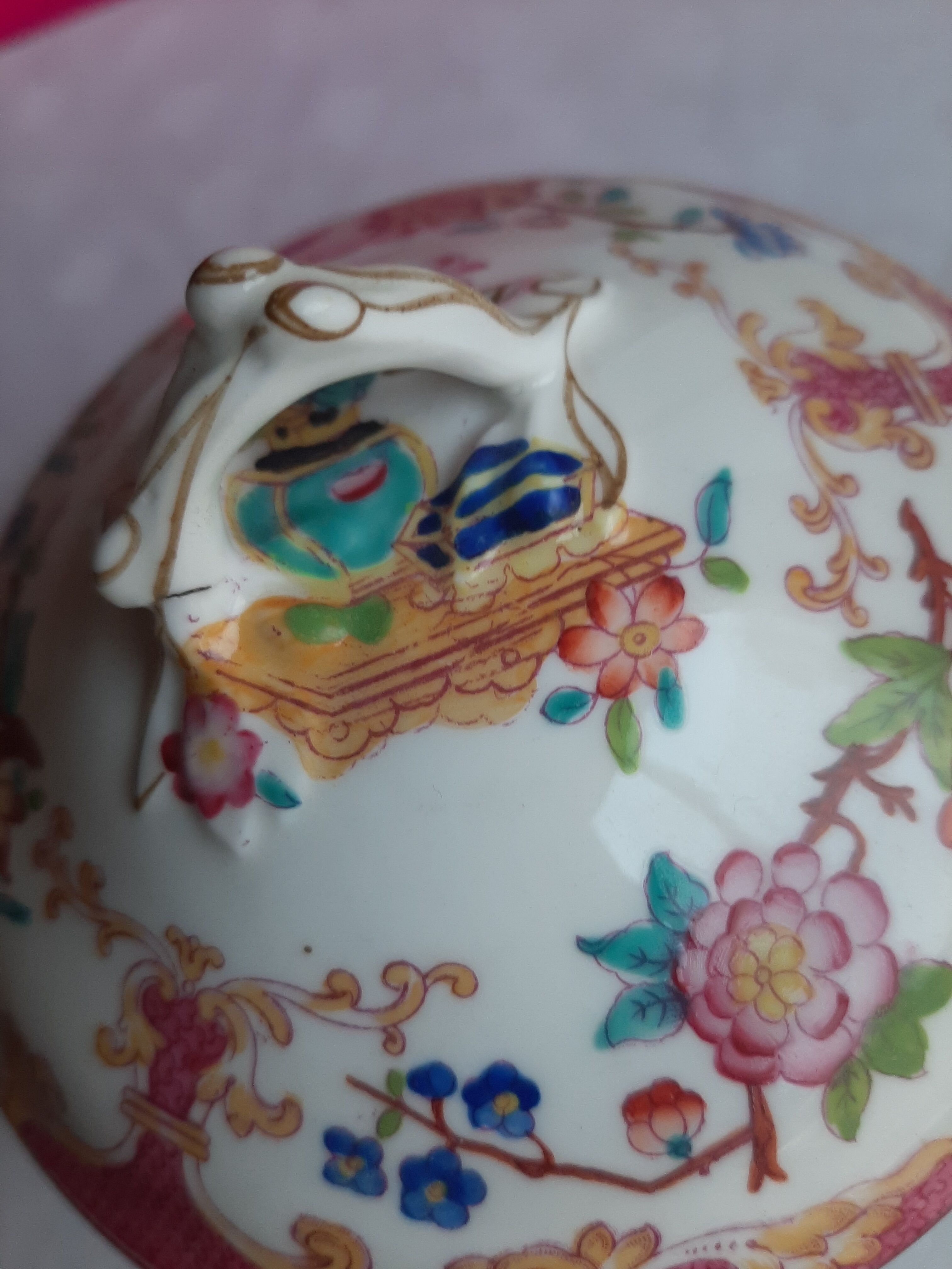 Minton porcelain covered baluster sugar bowl, 19th century