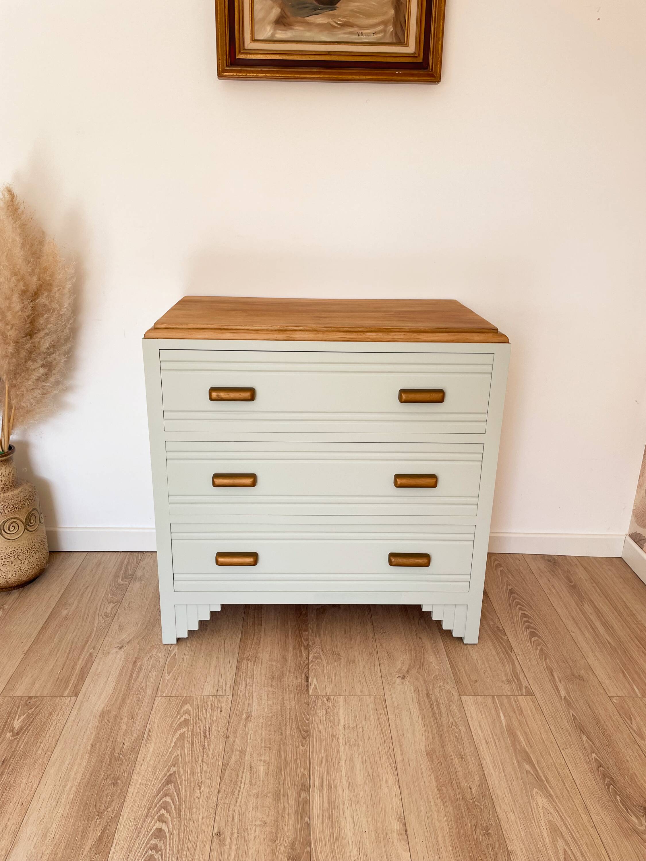 Art Deco chest of drawers