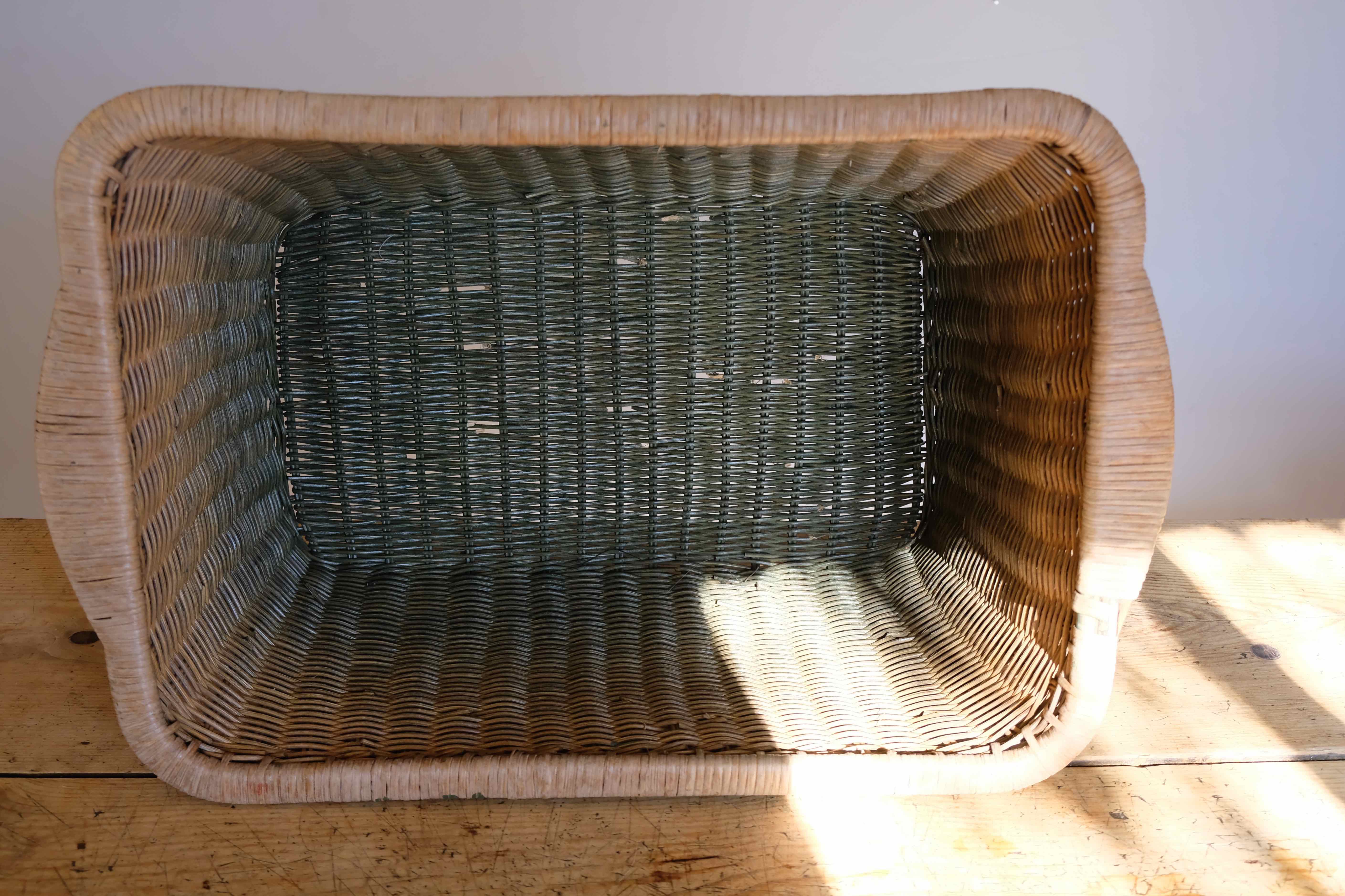 Provence Wicker laundry basket