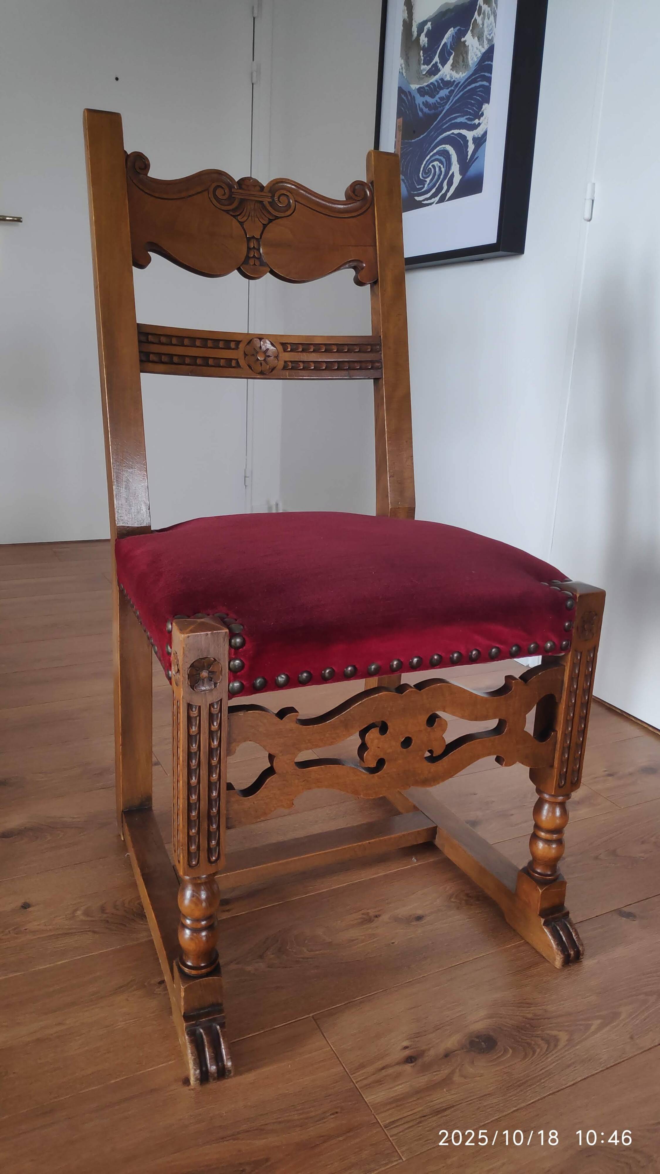 Set of 6 Louis XIII / Renaissance style chairs - carved solid oak