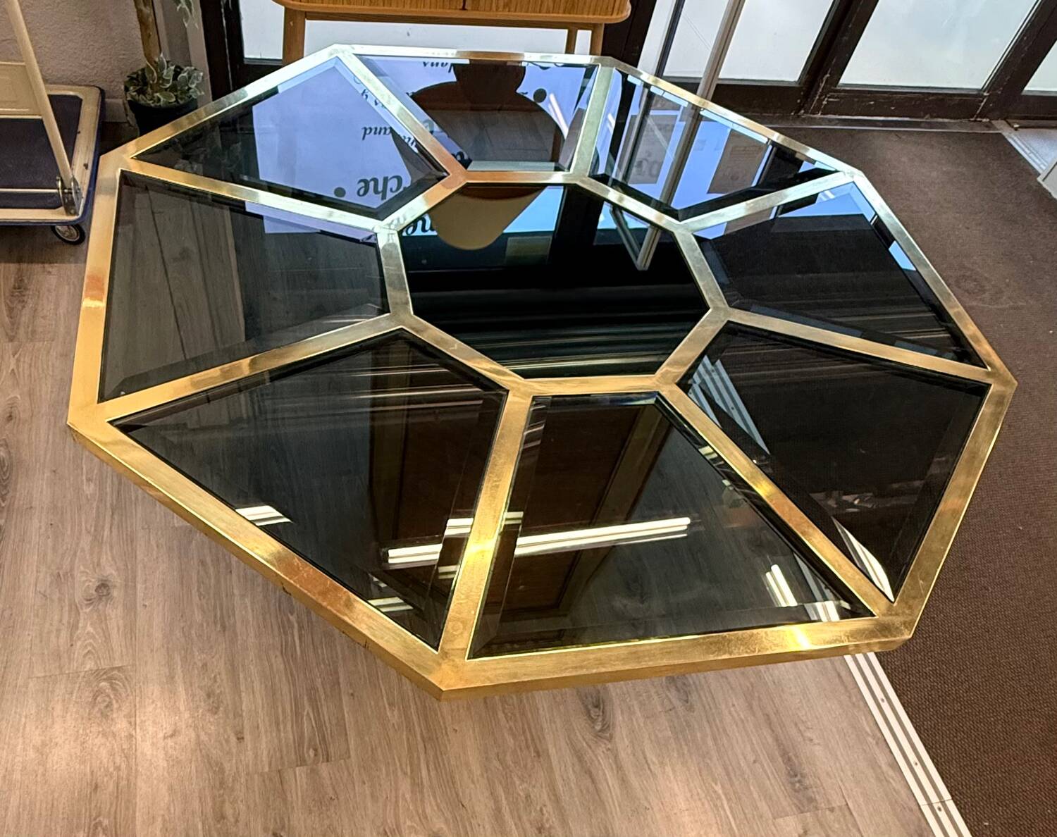 OCTAGONAL DINING TABLE ROMEO REGA*