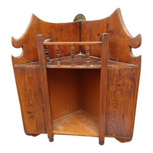 Étagère d'angle en bois