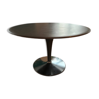 Designer round table Stefano Giovannoni