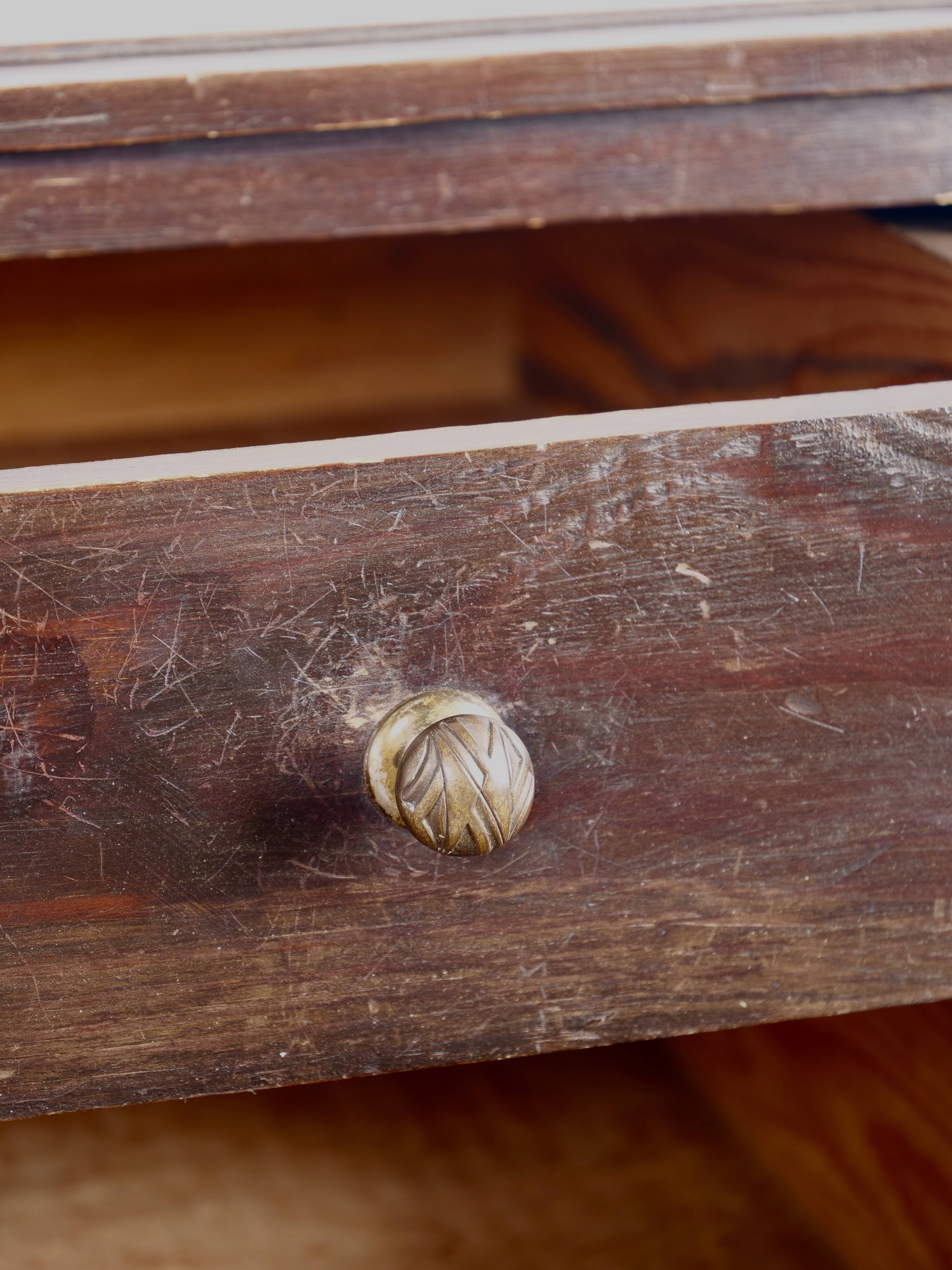 Chest of drawers folk art