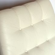Fauteuil seventies en skaï blanc crème