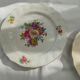 Assortiment de 18 assiettes anciennes fleuries